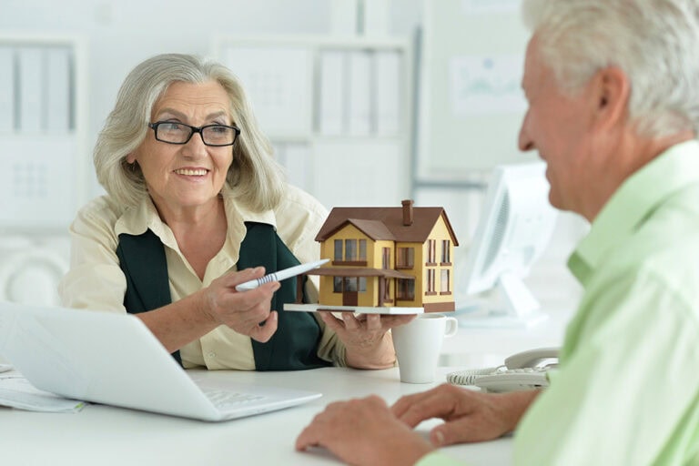 Immobilienverkauf im Alter: Wie Sie Ihre Zukunft sichern – ImmoSky berät